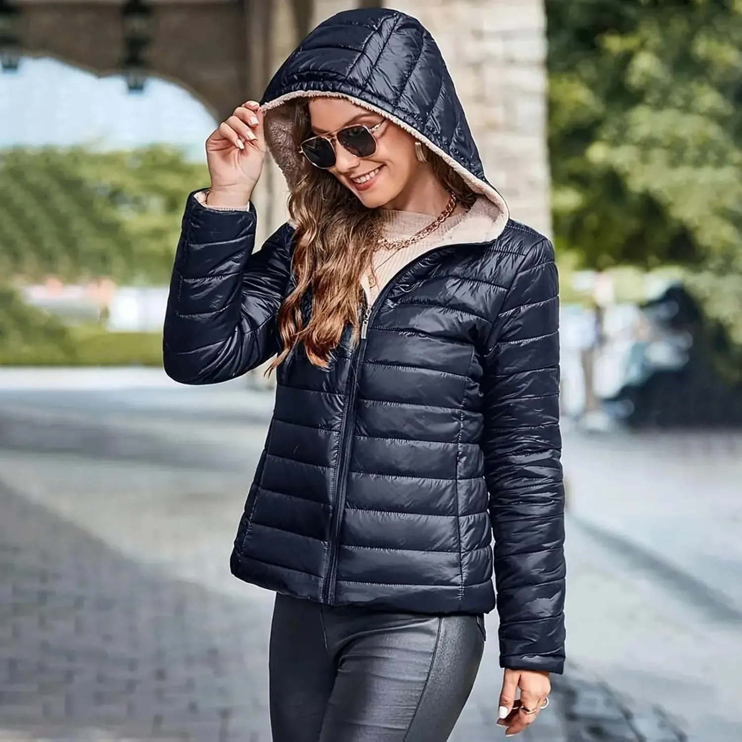2024 Women Lightweight Hooded Windproof Winter Coat With Recycled Insulation Winter Slim Short Hooded Thin Winter