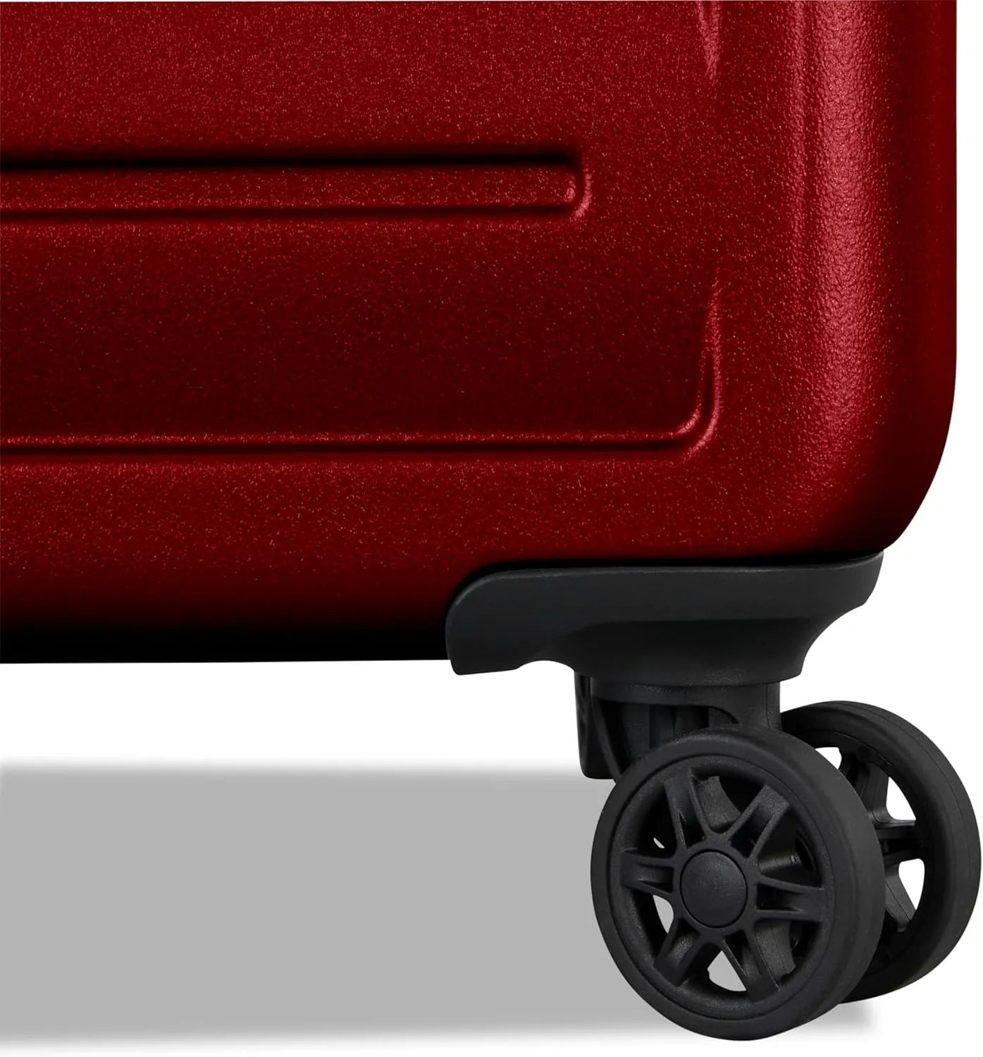 American Tourister Westridge Hardshell Luggage Set - 2 Piece Set - 20/28" Carry-On & Large Checked Luggage Set with Spinner Wheels - Expandable Hard Suitcases for Travel - Hard ABS Shell - Holly Red