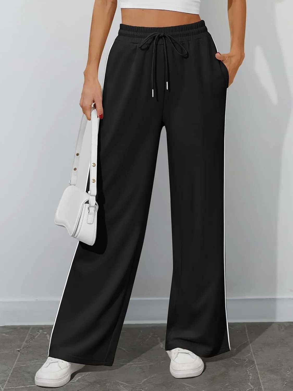 ATHMILE Womens Wide Leg Sweatpants Baggy Sweat Pants with Pockets High Waisted Track Drawstring Fashion Joggers