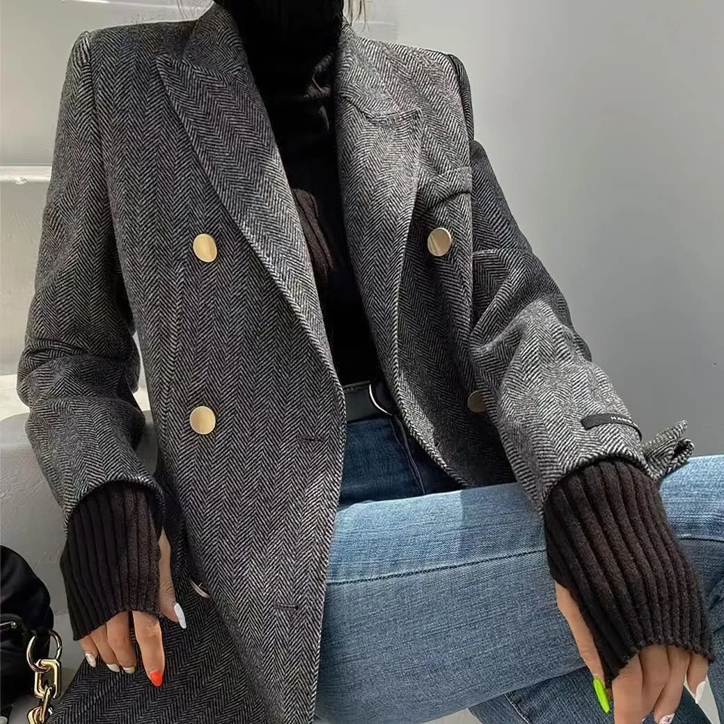 chouyatou Women's Winter Wool Casual Blazer Jacket Work Notch Lapel Trench Coat Double Breasted Pea Coat