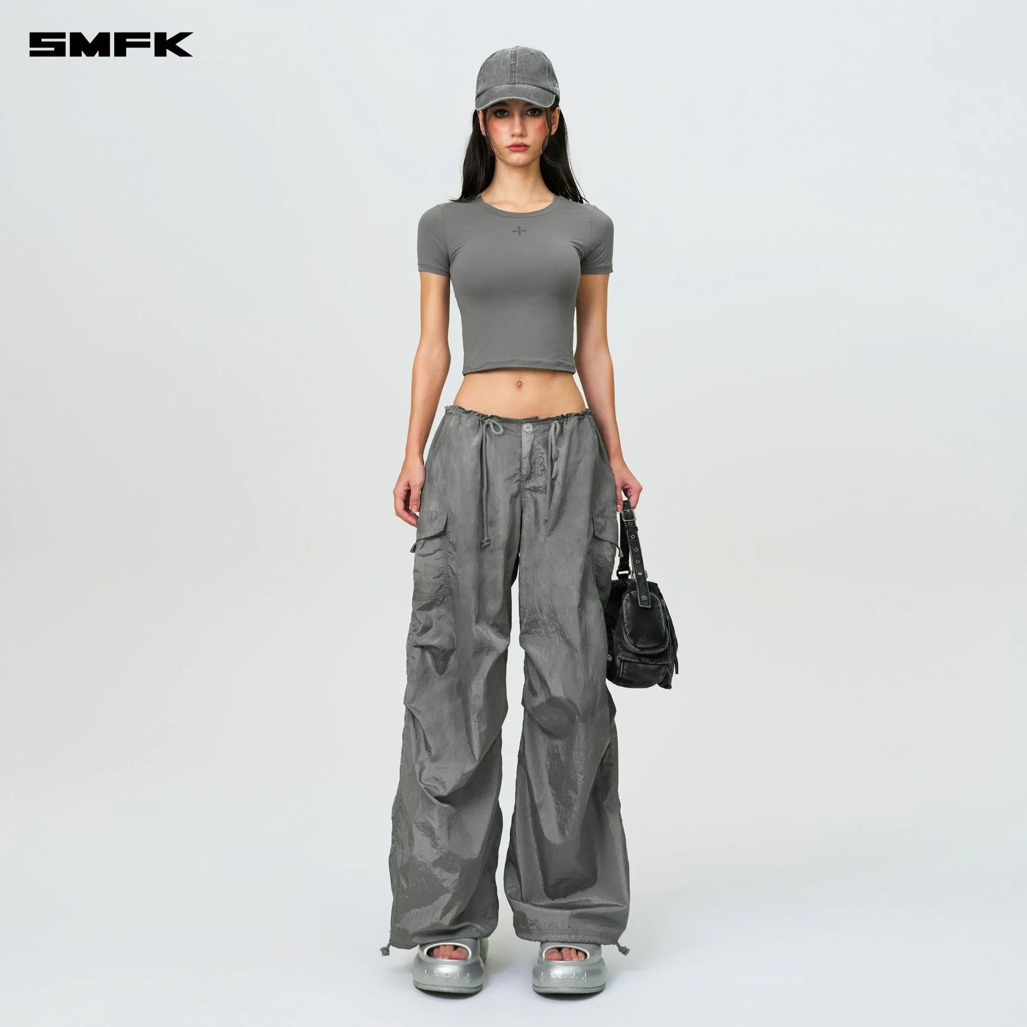 Compass Hug Skin-Tight Fitting Tee Dark Gray