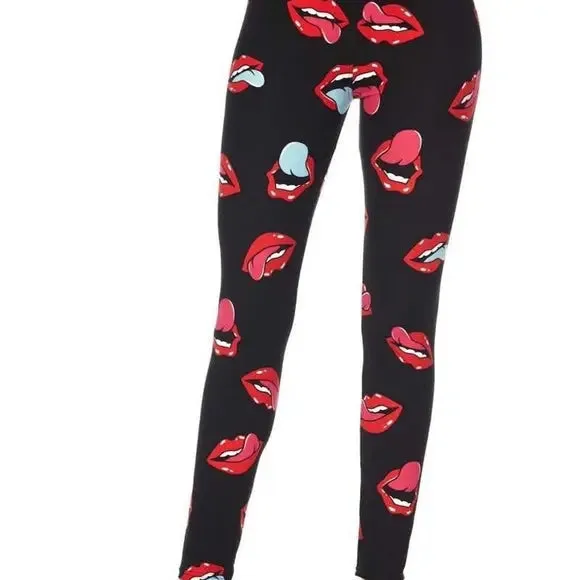 Red Lip Xtra Plus Leggings