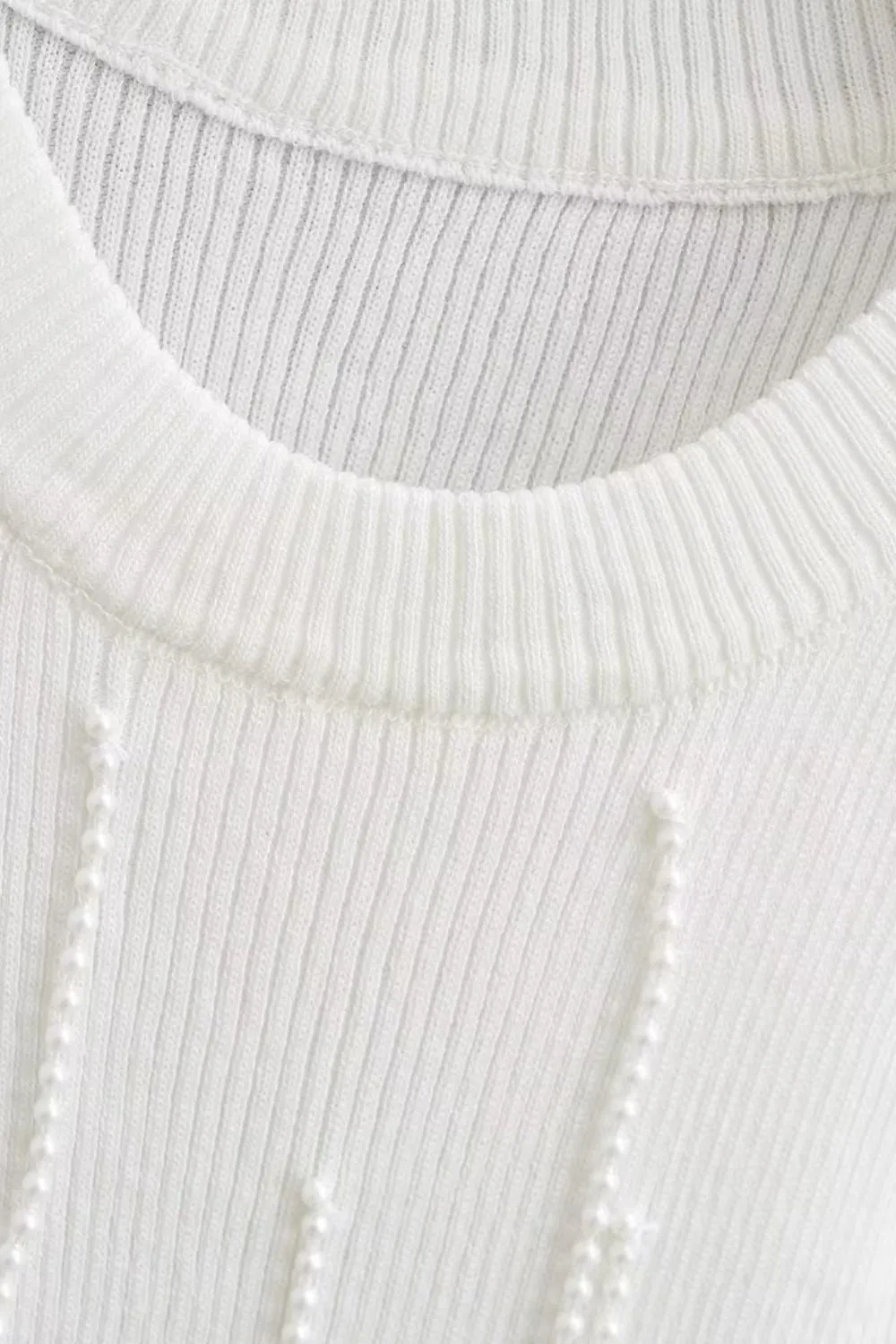 'Ulyana' Faux Pearl Embellished Knit Tank Top